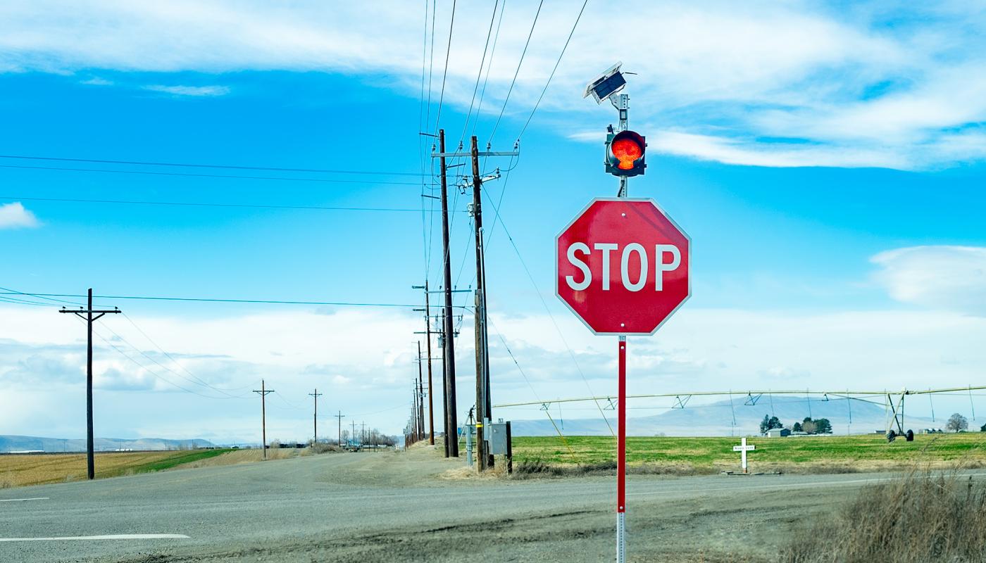 Conflict Intersection with LED Flashing Sign and Red Beacon